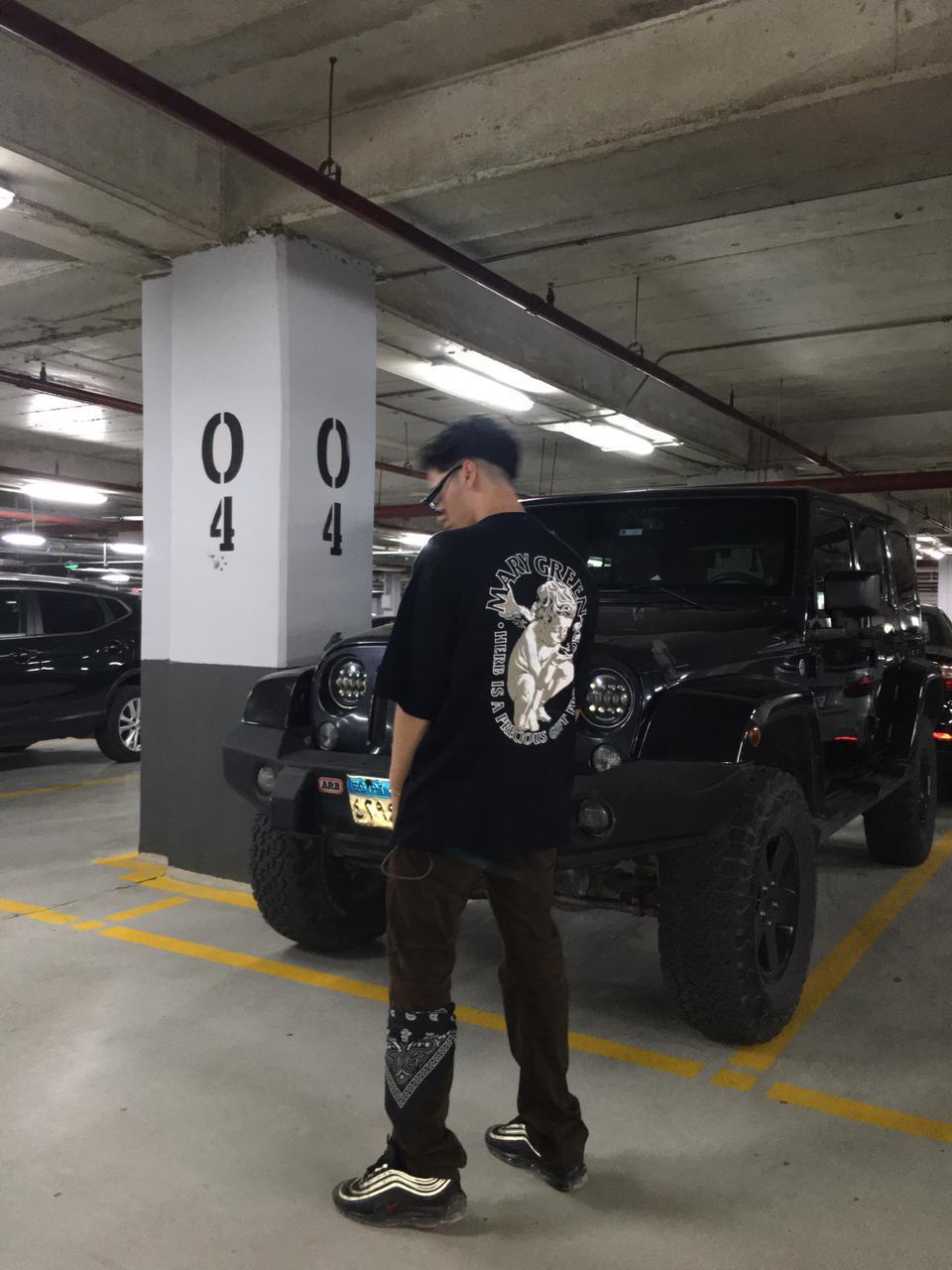 Oversized black T-shirt